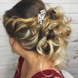 bridesmain-updo-Caitlin-VA-beach
